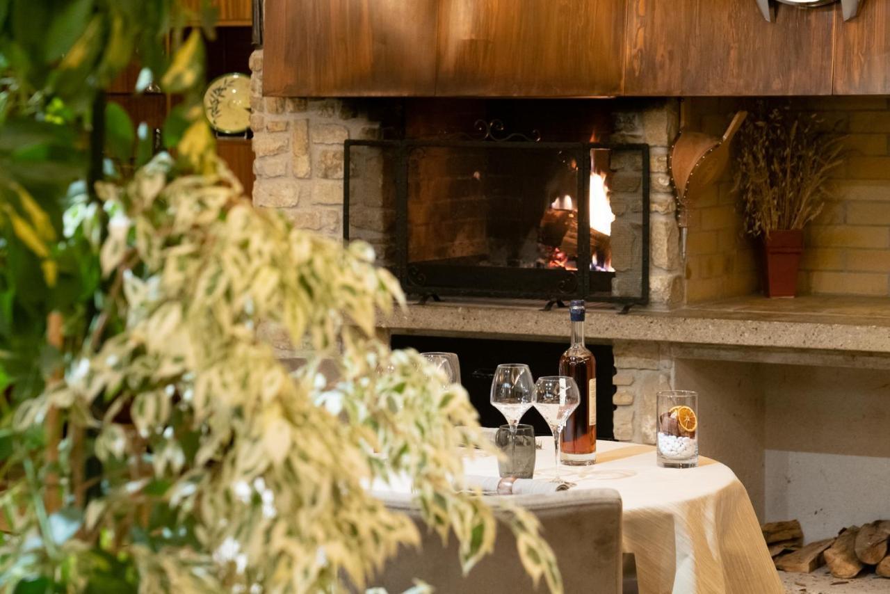 לה לוקלה Auberge Du Prevoux מראה חיצוני תמונה